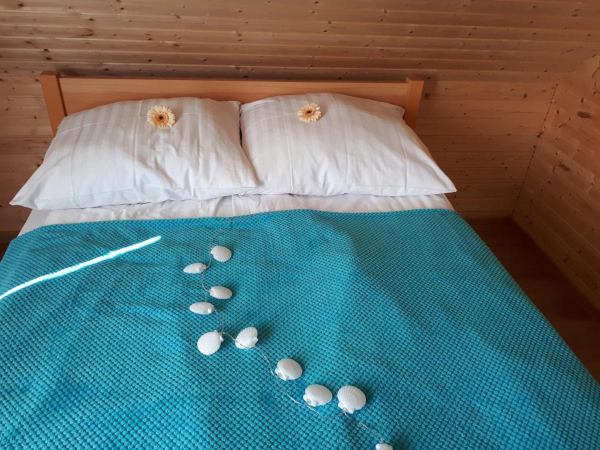 Domki Letniskowe Turkus Rewal Exteriör bild